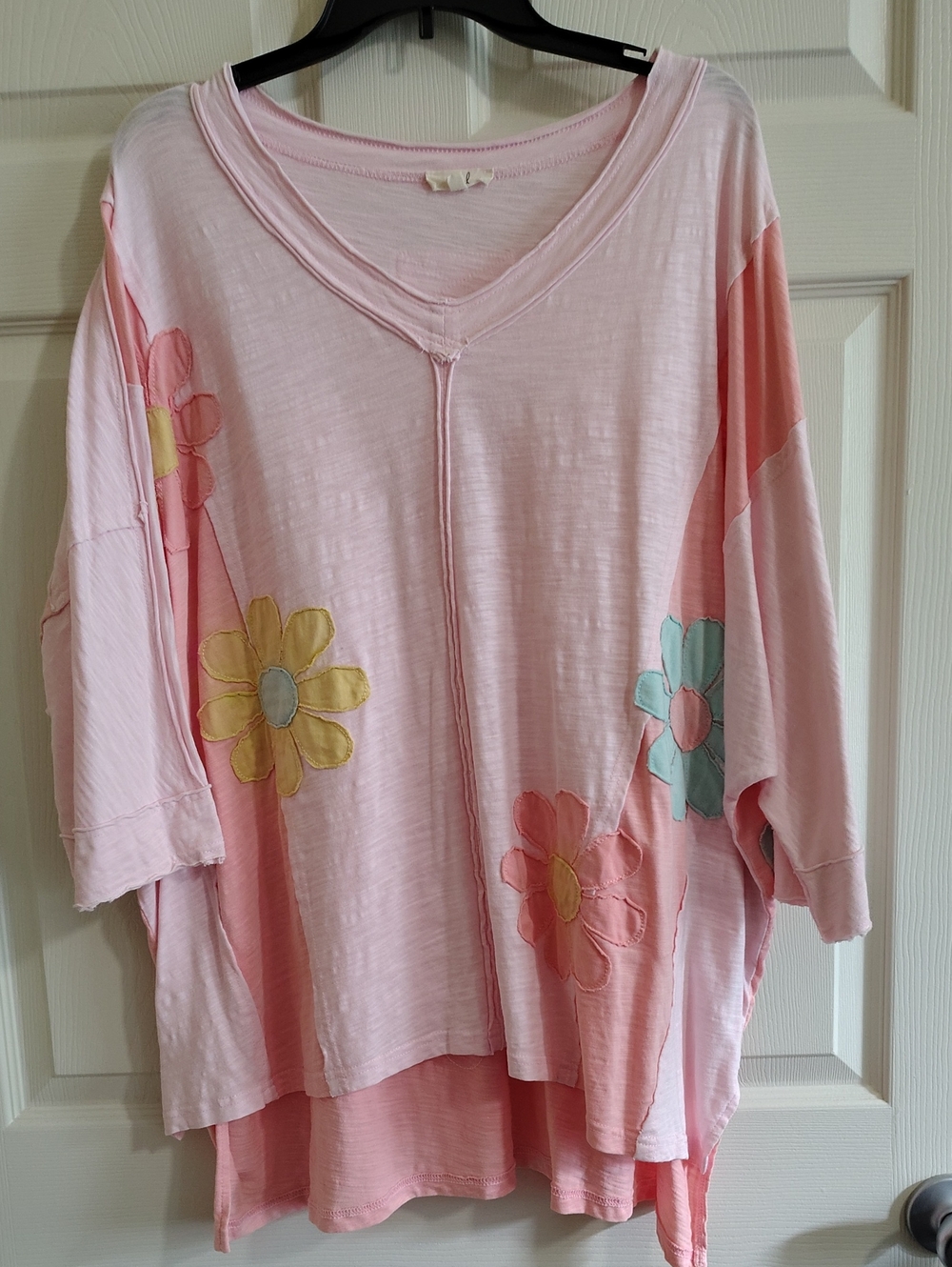 Women's Easel Pink Floral Appliqué Top